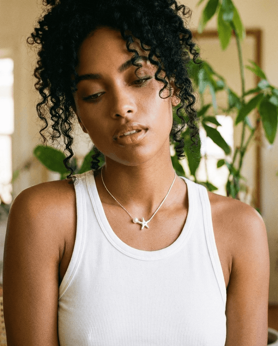 Delicate 925 Silver Starfish Pearl Necklace