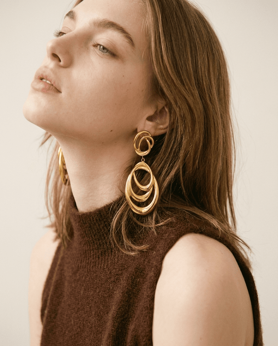 Minimalist Irregular Twisted Hoop Earrings - Image 3