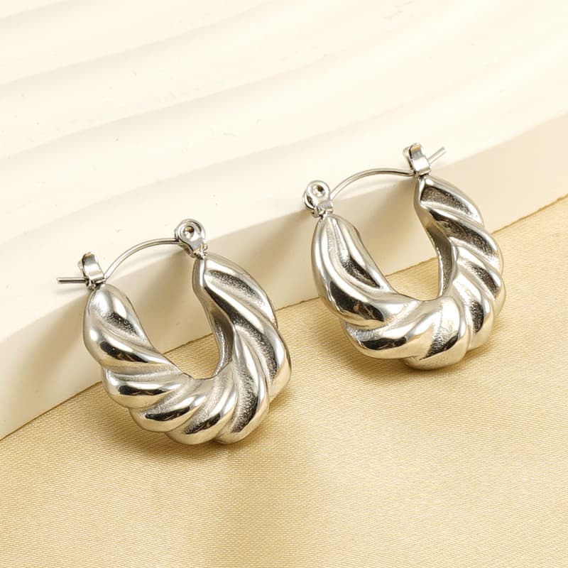 Minimalist Geometric Textured Hoop Earrings - Image 5